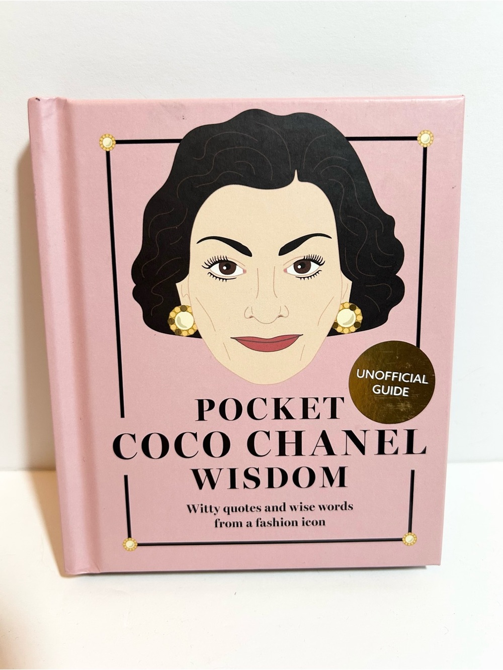 CHANEL Pink Pocket Coco Chanel Wisdom
